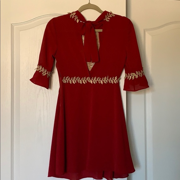 Open-back Chiffon Dress - Picture 4 of 6